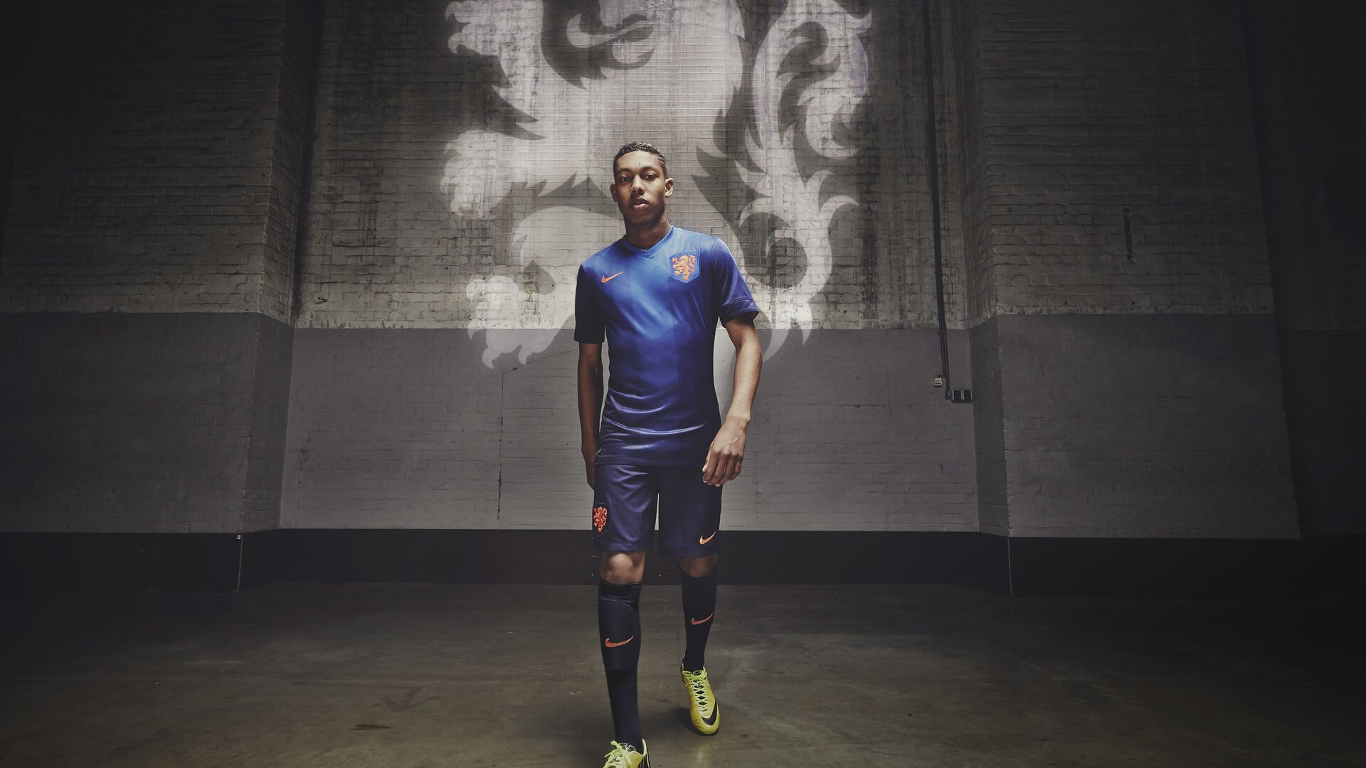 绿茵与硬木，西甲德比的宿命对决与掘金的坚韧胜利